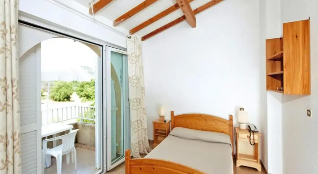 Apartment in Ile Rousse Near Bodri Beach, Varaa Huoneisto LʼÎle-Rousse 
