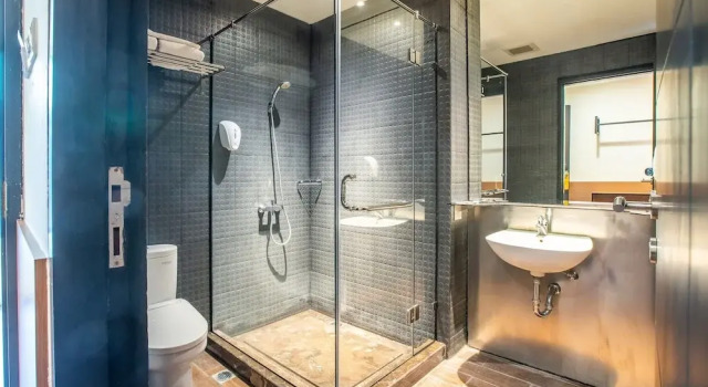 Deluxe quadruple chambre Yellow Bee Tangerang