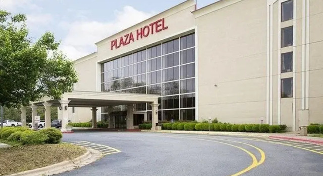 Plaza Hotel & Suites, Boek Hotel Pine Bluff Arkansas