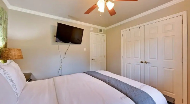 The Homestead - Luxury-cozy 2BR Apartments Near SFA & Historic Downtown Nacogdoches, Foglalás Apartman Nacogdoches Texas