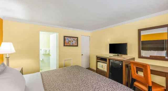Двухместный номер Standard AC Lodge by Beach and Boardwalk