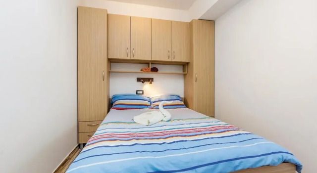 Beautiful Home In Gabonjin With Sauna, Book Hotel Hotels in Kvarner Islands with a Pool, Swimming Pool