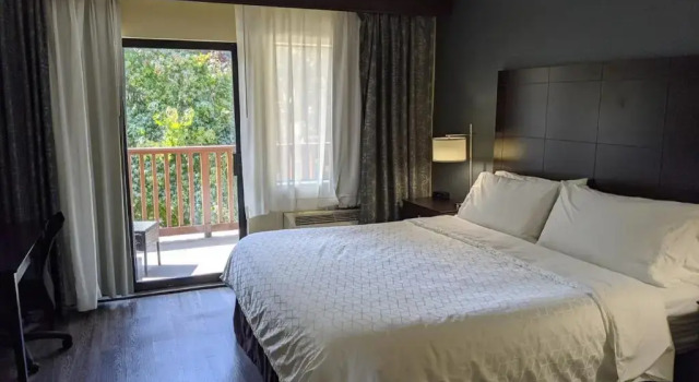 Номер Standard Holiday Inn Express Hotel & Suites Solana Beach-Del Mar by IHG