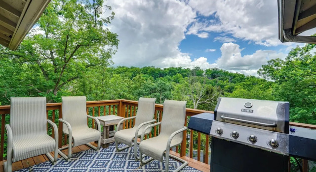 Коттедж Walk to Lake: Osage Beach Home w/ Grill!