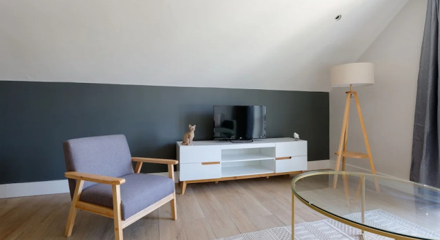Апартаменты Elegant 2 Bed Flat with Balcony in Finchley