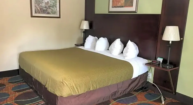 Двухместный номер Standard colony motel Jamestown