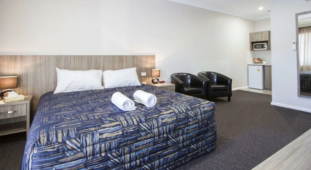 Harvest Lodge Motel - Gunnedah, Забронировать Мотель Отели New England NSW с бассейном, Бассейн