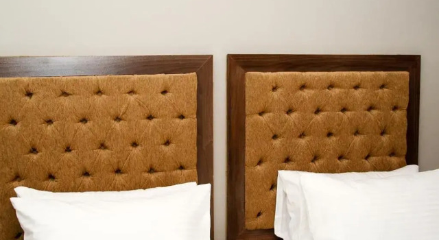 Standard Twin room Sarum Lodge