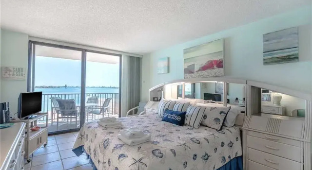 Bahia Del Mar P401 - Two Bedroom Condo, Buchen Sie Hotel Hotels in Pinellas County mit Pool, Schwimmbad