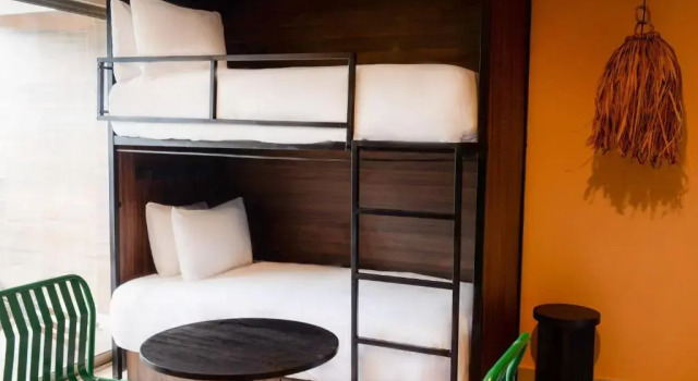 Кровать в общем номере (женский номер) Holiday Inn Tulum by IHG