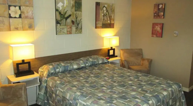 Arbutus Grove Motel, Забронировать Мотель Парксвилл Central Vancouver Island, рядом с Ратхтревор-Бич-Провинсиал-Парк