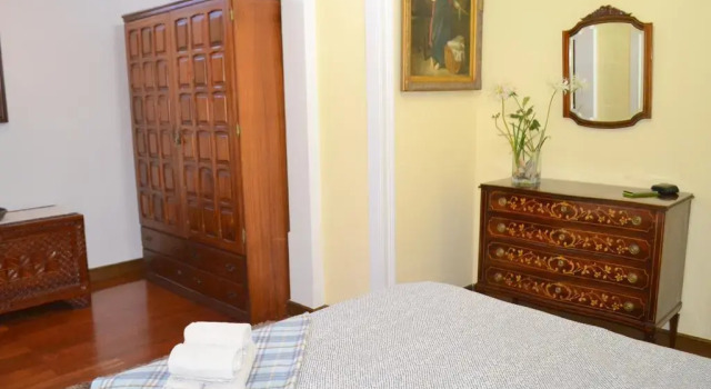 Lisbon Palace Apartment