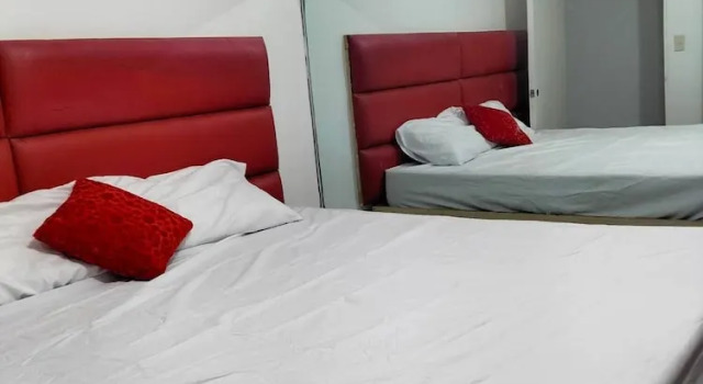 Номер Deluxe King Rapid Rise Hotel