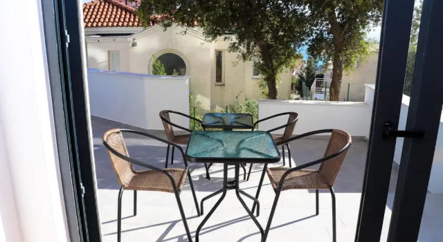 Апартаменты Eagles Apartments & Suites