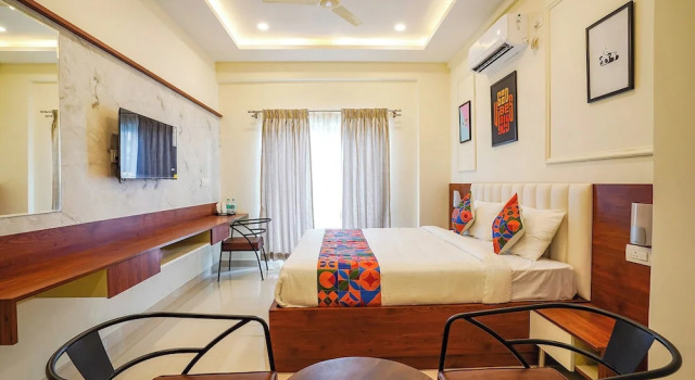 Номер Premium Treebo Memories Inn