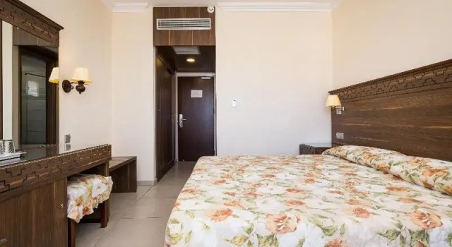Anais Bay Apartment