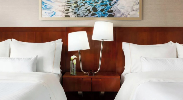Четырёхместный номер Deluxe с видом на город The Westin Arlington
