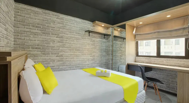 2 Bedrooms Standard Family room with balcony Literooms At Kebagusan City