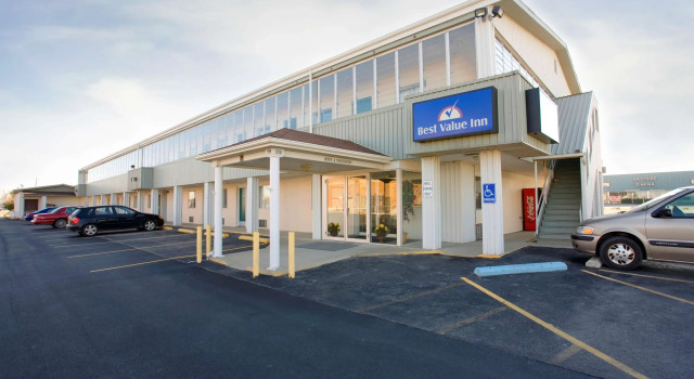 Americas Best Value Inn Litchfield, Buchen Sie Gasthaus Litchfield Illinois