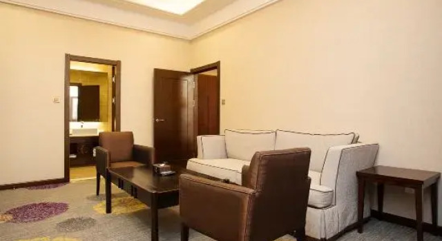 Люкс Starway Hotel (Yanji Park West Market)