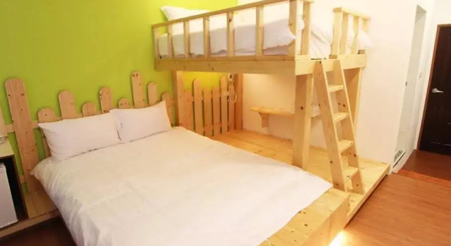 Pandora Bed and Breakfast