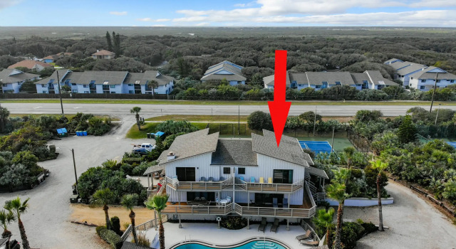 Octopus Garden, A Luxurious Townhome Overlooking Pool!  Ocean Views!