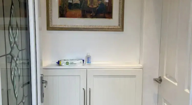 Cosy Beautiful Cottage in the West Side of Glasgow, Забронировать Дом для отпуска Виллы Стратклайда, Вилла