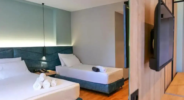 Трёхместный номер Standard с частичным видом на море Seawave Hotel