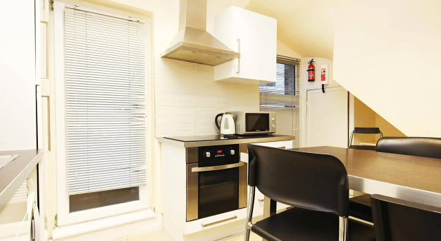 Zoly Apartment - Se1 London