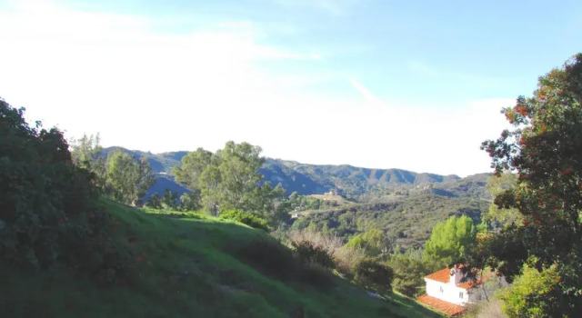 Четырёхместный номер Standard Topanga Canyon Inn Bed and Breakfast
