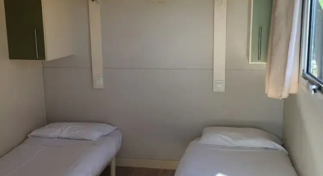 Бунгало с 2 комнатами Coimbra Camping & Bungalows