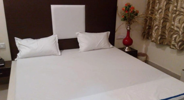 Hotel Friends and Restaurant, Buchen Sie Hotel Bijaynagar 
