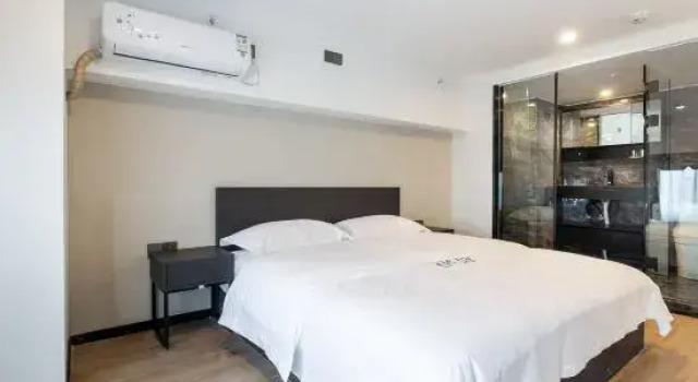 Двухместный люкс Sihuanian Hotel (Chongqing Dazhulin store)