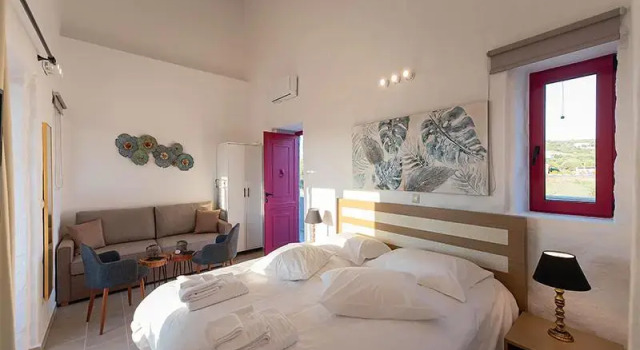 Апартаменты Superior Abeloessa Methonian Hospitality
