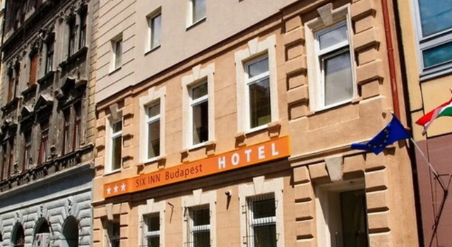 Six Inn Hotel