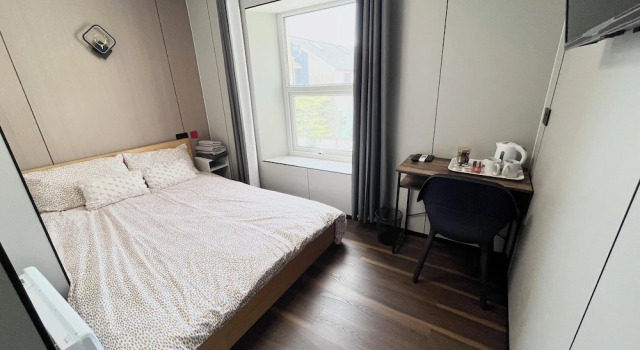 OYO Welsh Holiday Accommodation - Modern Stay