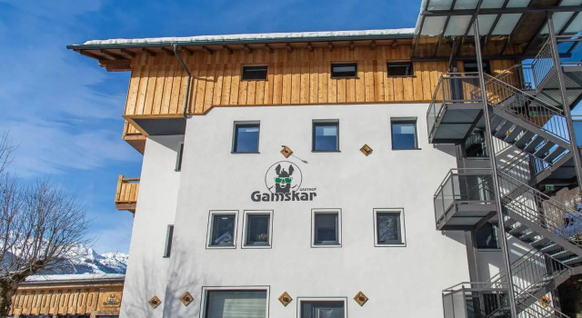 Gasthof Appartements Gamskar, Rezerwuj Apartament Hotele w Salzburg z parkingiem, Parking