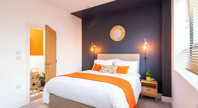 Stunning 2 Bed Apartment on the beach by Urban Roost, Забронировать Апартаменты/квартира Апартаменты Исторического графства Суссекса, Апартаменты/квартира