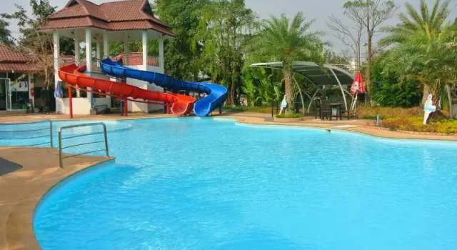 Thararin Resort, Varaa Lomakeskus Hotellit North-Eastern Thailand pysäköinnillä, Pysäköinti