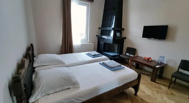 Guesthouse White Swan, Book Hotel Kobuleti 