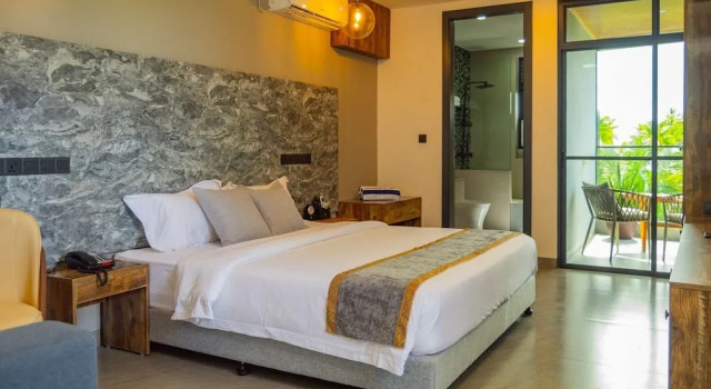Maa Thundi, Rezervovat Hotel Fuvahmulah Gnaviyani