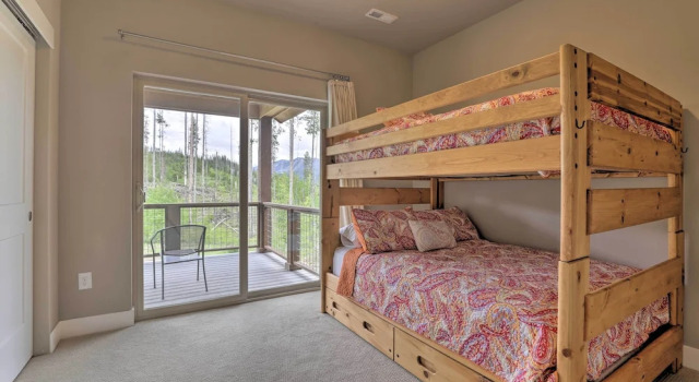 Fraser Retreat, Walk to Ski Shuttle & Main St