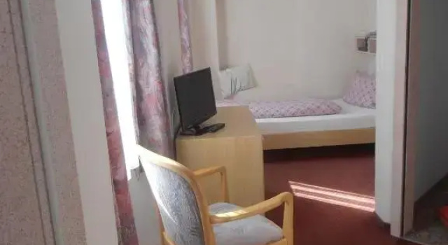 Одноместный номер Standard с балконом Hotel Restaurant Escher
