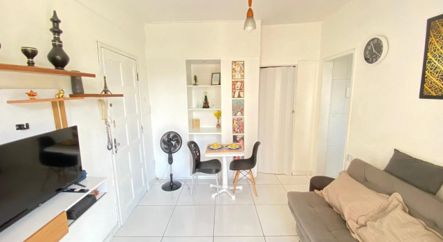 Apartamento em frente a Praia da Pituba Salvador