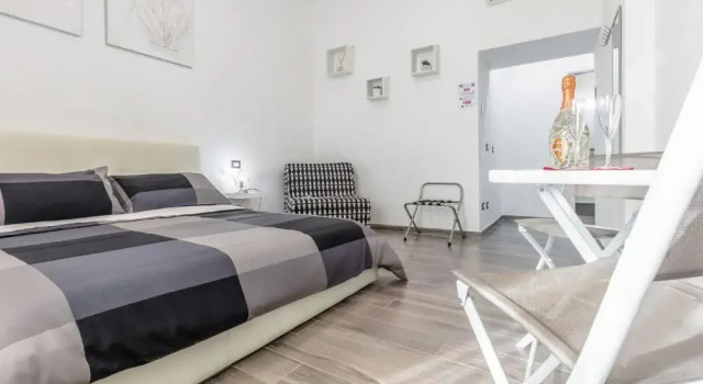 Трёхместный номер Deluxe Scirocco Rooms