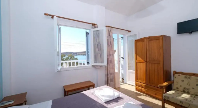 Двухместный номер Standard с балконом и с видом на море Hotel Livadia