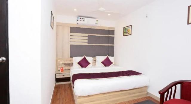 Oyo 22485 Tcs Suites