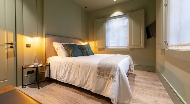 Двухместный номер Classic с балконом и с видом на сад The Grove Houses