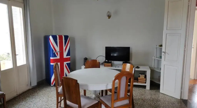 Апартаменты house in the village near the sea
