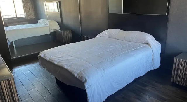 Metro Motel, Забронировать Мотель Отели Нью-Йоркской агломерации с парковкой, Парковка